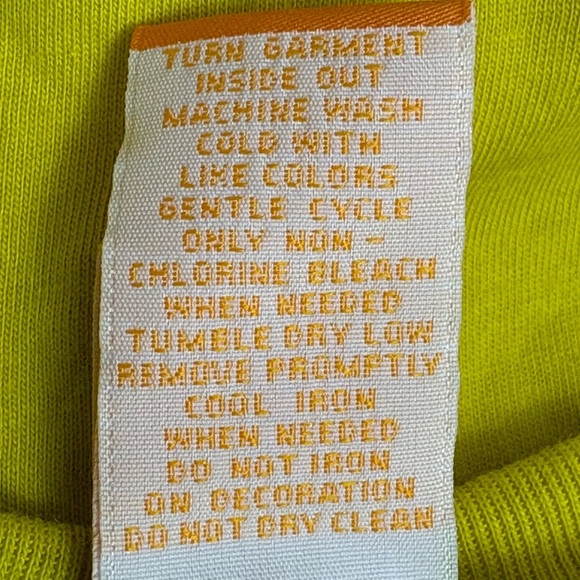 NWT Target Women’s Lime Trick or Treat Glitter Moon Black Cat Halloween Tee - Picture 6 of 8